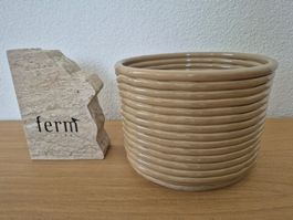 Übertopf Corduroy von Ferm Living Keramik beige
