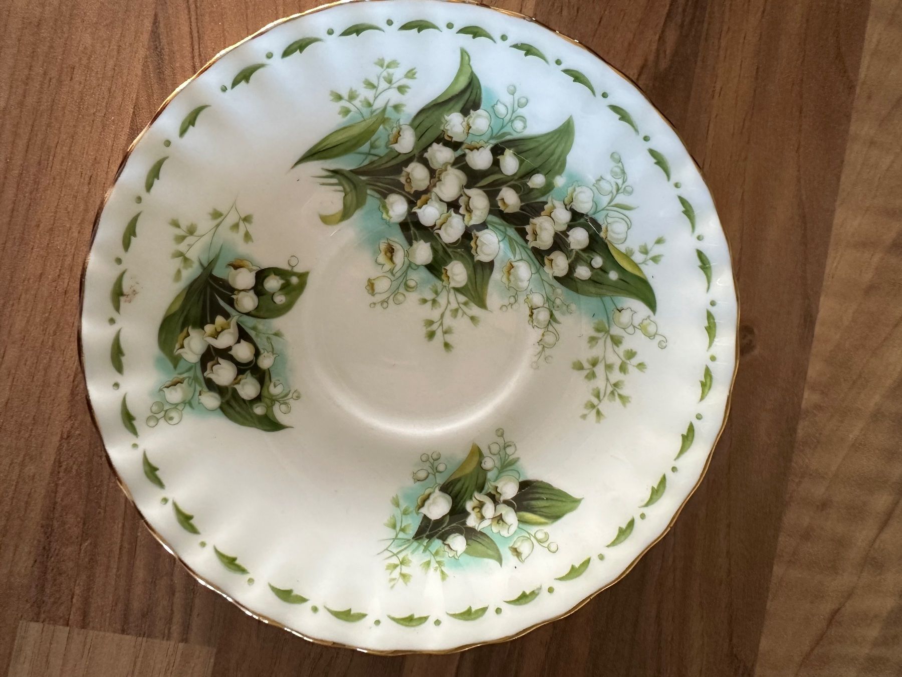 Set di piatti: Royal Albert Geschirr Set – Usato da rüttenen venduto da ifidaku 3