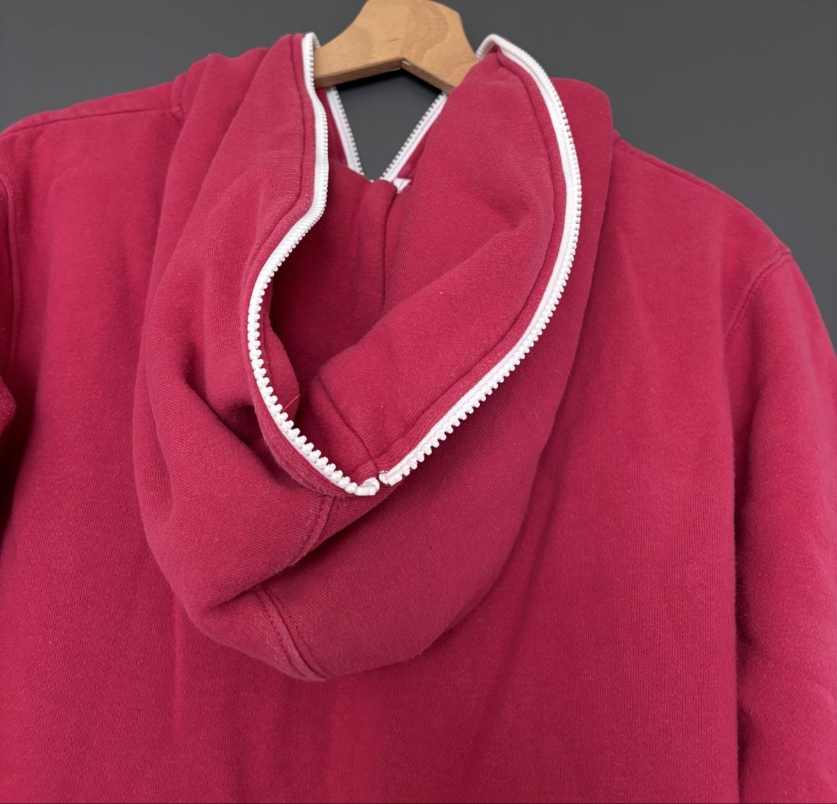 Pyjamas: Zipups Onesie Overall Rot – D'occasion à Embrach par ale_v5qn 3