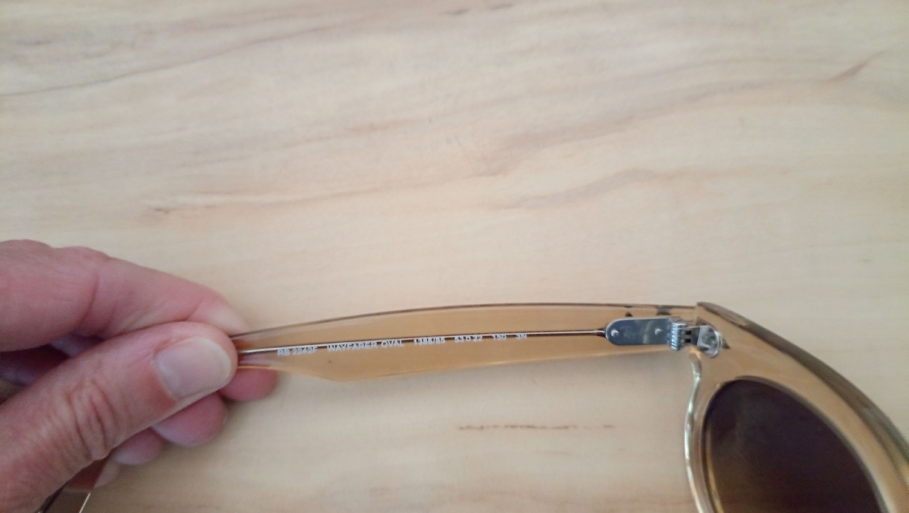 Ray-Ban Occhiali & Lenti:  Ray-Ban Wayfarer Oval  – Usato da Savièse venduto da pucebleue 3