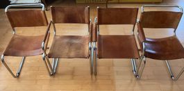 4 Freischwinger Stühle aus Leder und Metall im Bauhausstil