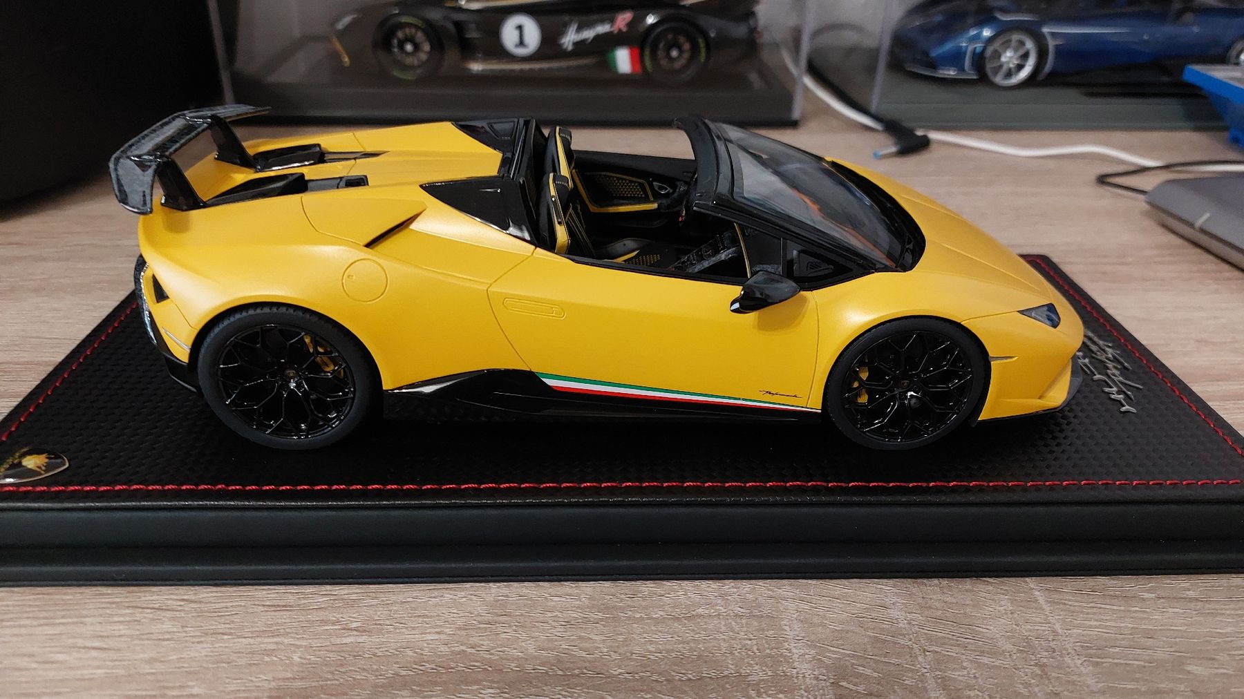 Lamborghini Modellini d'auto: Lamborghini Huracan Performante Spider MR Collection – Nuovo (secondo la descrizione) da Bellikon venduto da Kekko11 3