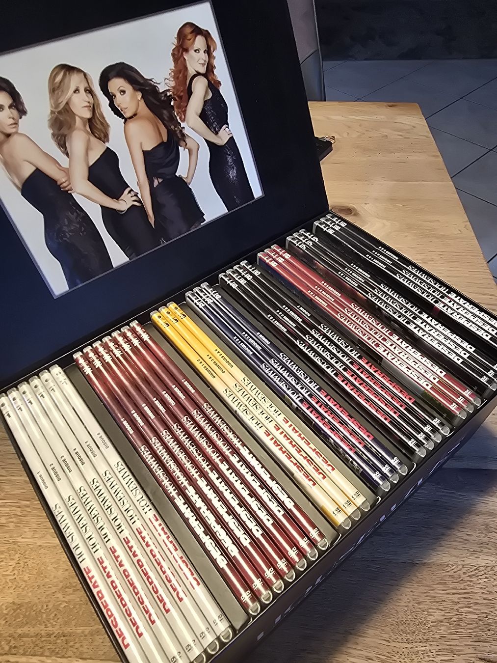 Tous les DVDs: desperate housewives coffret – D'occasion à Le Locle par Marc9194 2