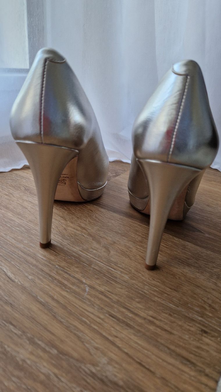 Damenschuhe: Nevyboot pumps NEW – Neu und originalverpackt aus Peseux von Les_Lilas 3