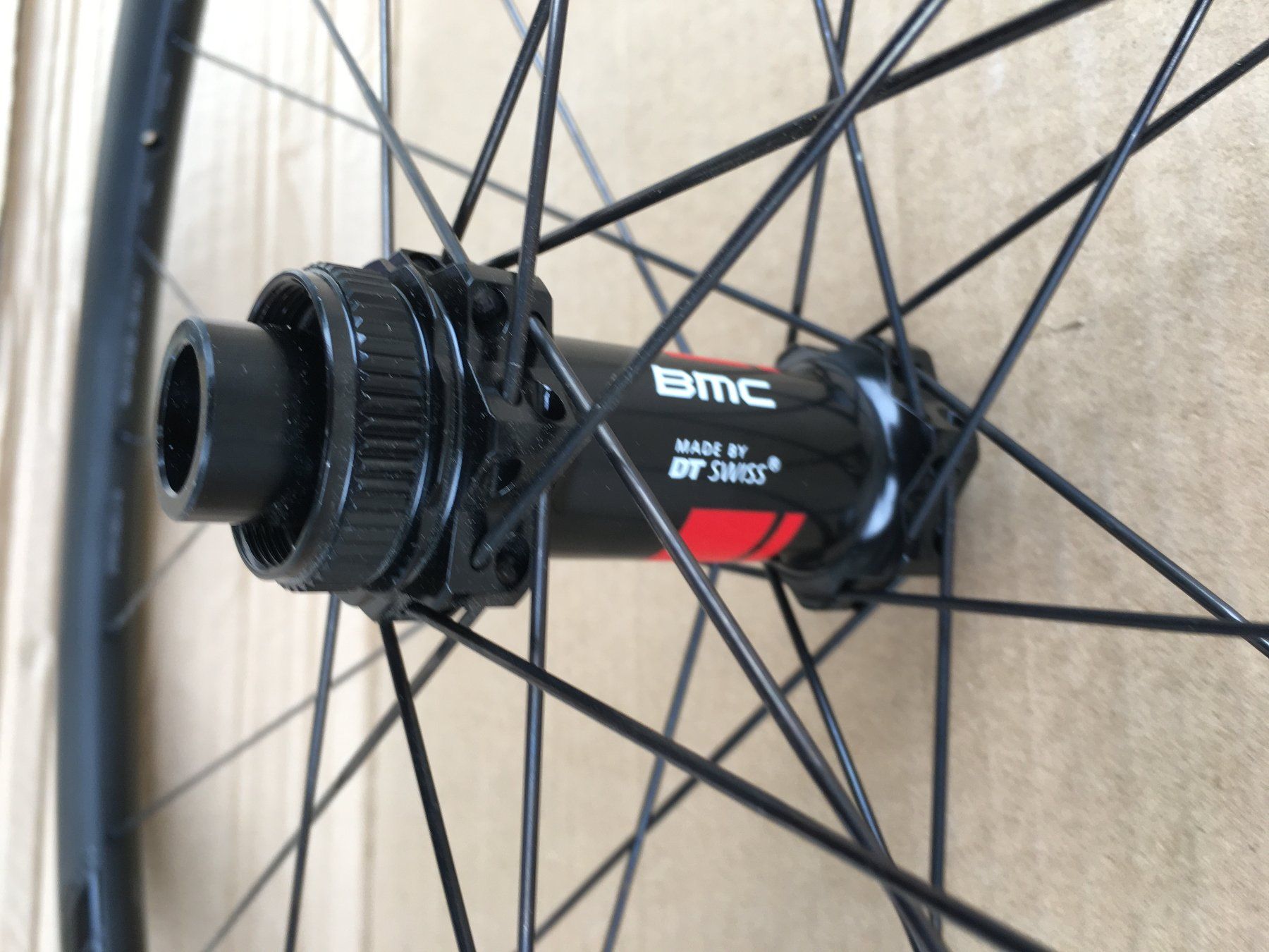 Pièces détachées: BMC / DT Carbon-Vorderrad 29" boost – Neuf (Voir description) à Diemerswil par Raskolnik 5