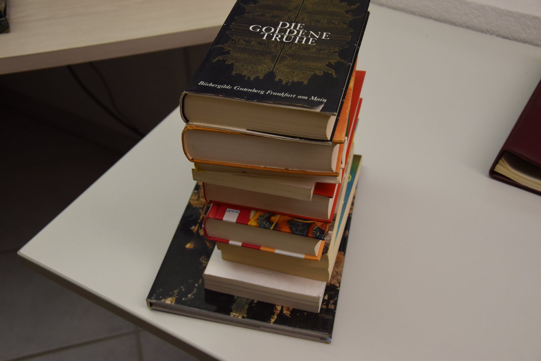 Lot De 5 Livres D'aventure Et Récits De Voyage En Allemand - Très Bon état