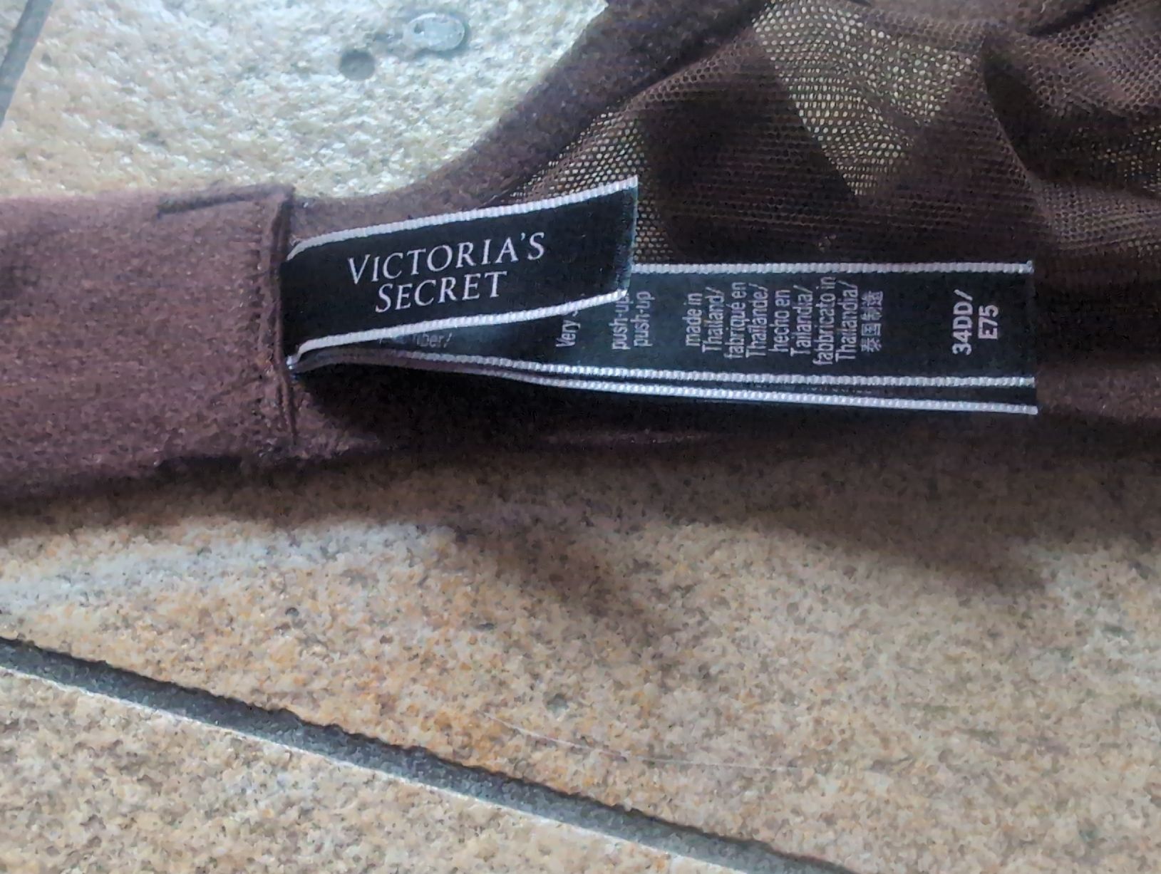 Altra biancheria intima: Victoria's Secret BH, Grösse 75E, push-up – Usato da Besenbüren venduto da ram_z8pp 3