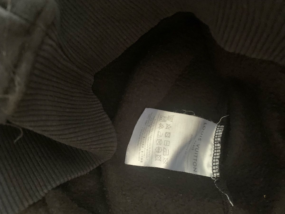 Louis Vuitton Pullover & Sweatshirts: Louis Vuitton Pullover  – Gebraucht aus Bergdietikon von zor_856j 3