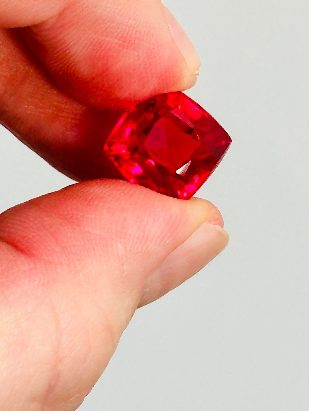 Pietre preziose: 7.70 Ct  Certified – Nuovo e nell'imballaggio originale da Genève venduto da AWWA 6