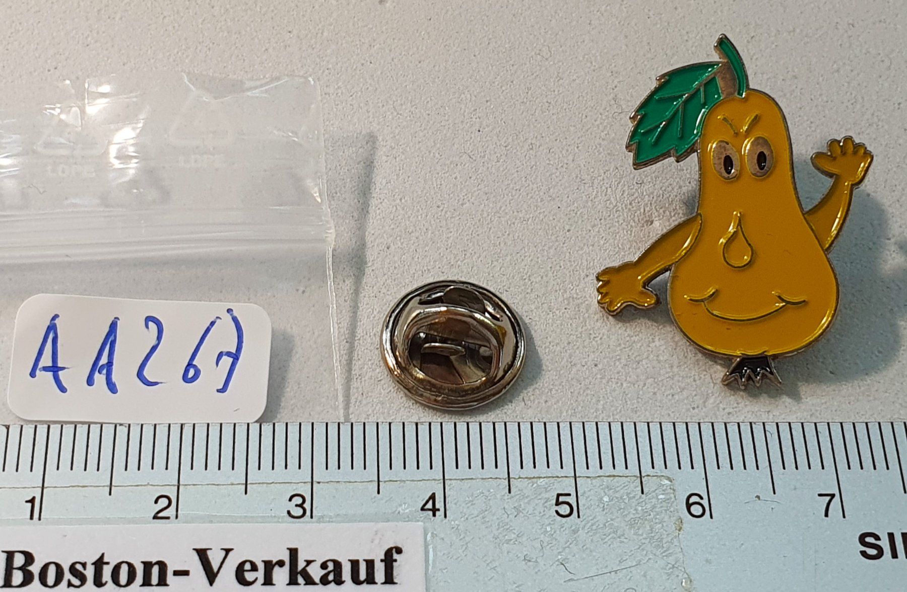 Placchette & Badge: AA267 - Pin Herr oder Frau Birne – Usato da Reinach BL venduto da Boston-Verkauf 1