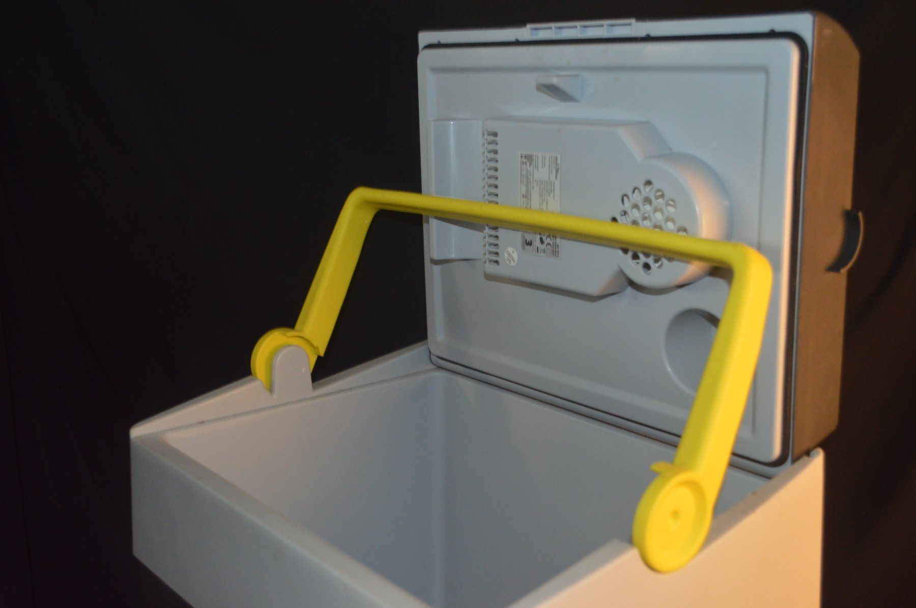 Frigoriferi & Refrigeratori: Kühlbox ADVENTURIDGE gebrauchter Zustand – Usato da Buchs SG venduto da die_zc5l 3