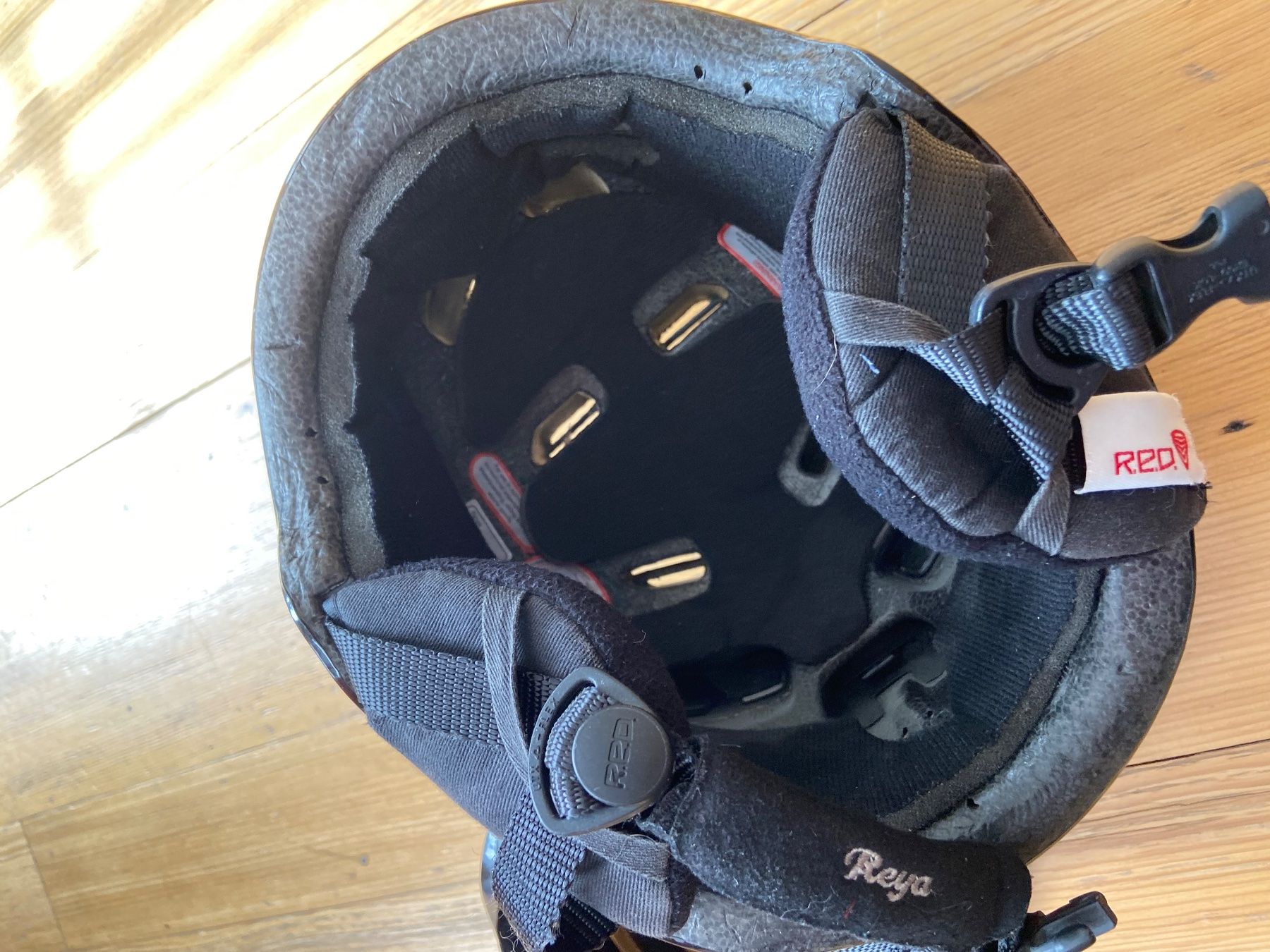 Caschi: Skihelm für Kinder – Usato da Zofingen venduto da celebridade 3