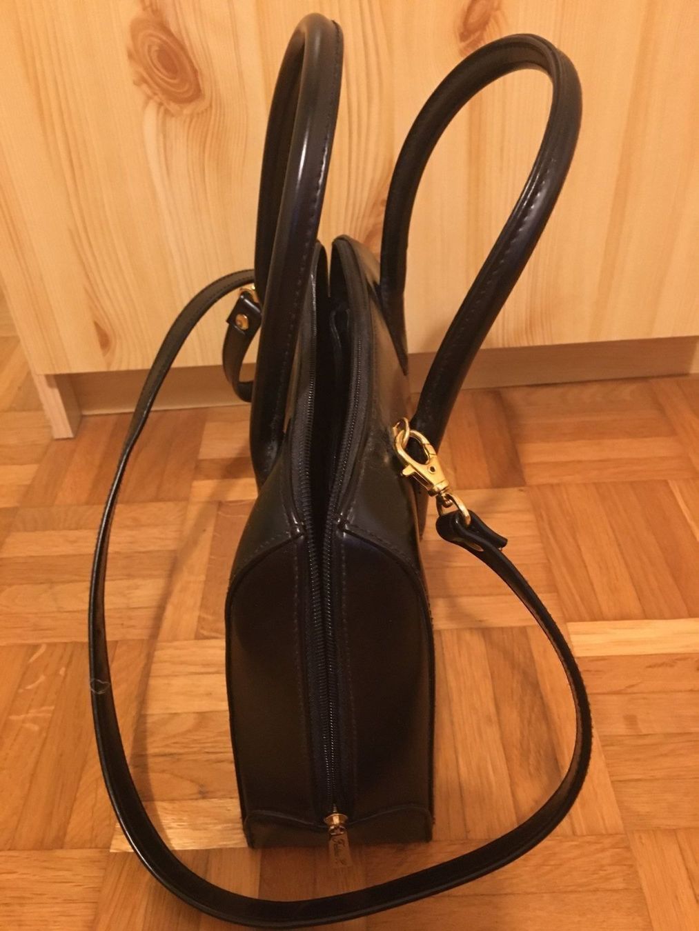 Borse da donna: Sac à main noir – Usato da La Tour-de-Peilz venduto da Halltal 1