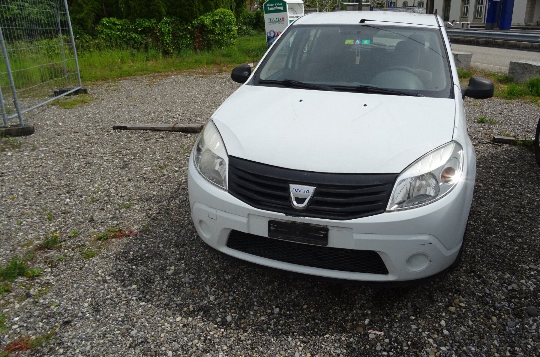 Dacia Automobili: Dacia Sandero 1.2 – Usato da Oensingen venduto da Konkursamt_SO
