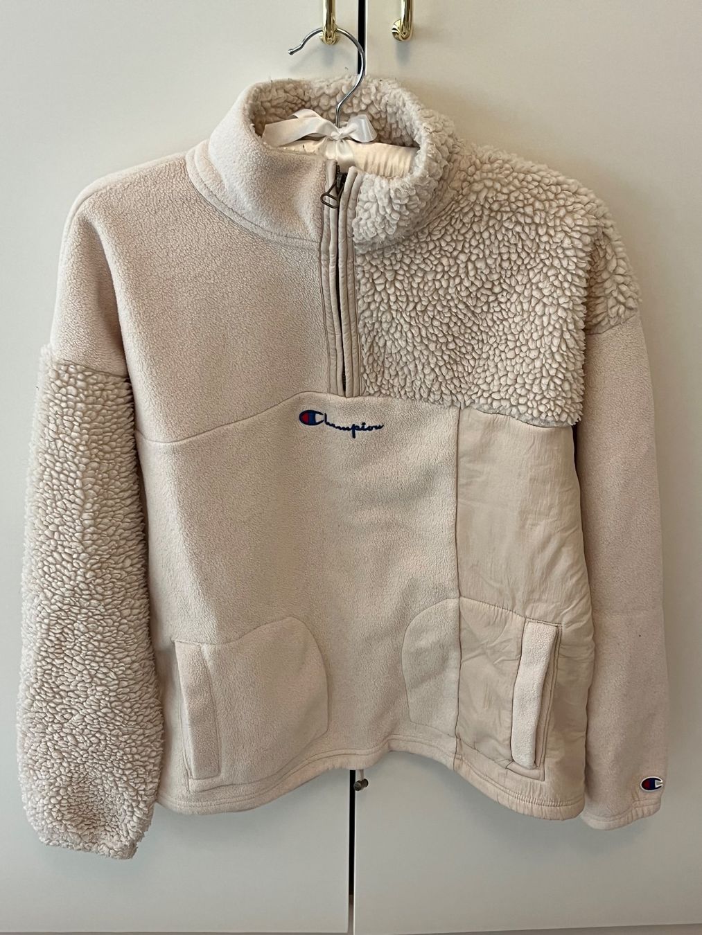 Champion Maglioni & Felpe: Champion Fleece Pullover Teddy-Optik Gr. S Damen Winter 2... – Usato da Wollerau venduto da sab_6j7r