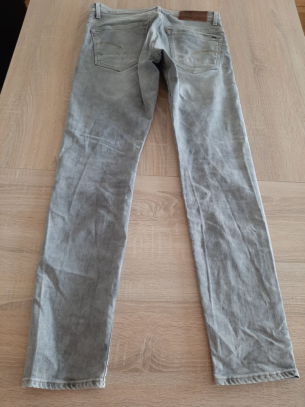 Jeans: Jeans Gr. 31 / 34 hellgrau, Marke RAW 3301 – Usato da Menziken venduto da Rien1 5
