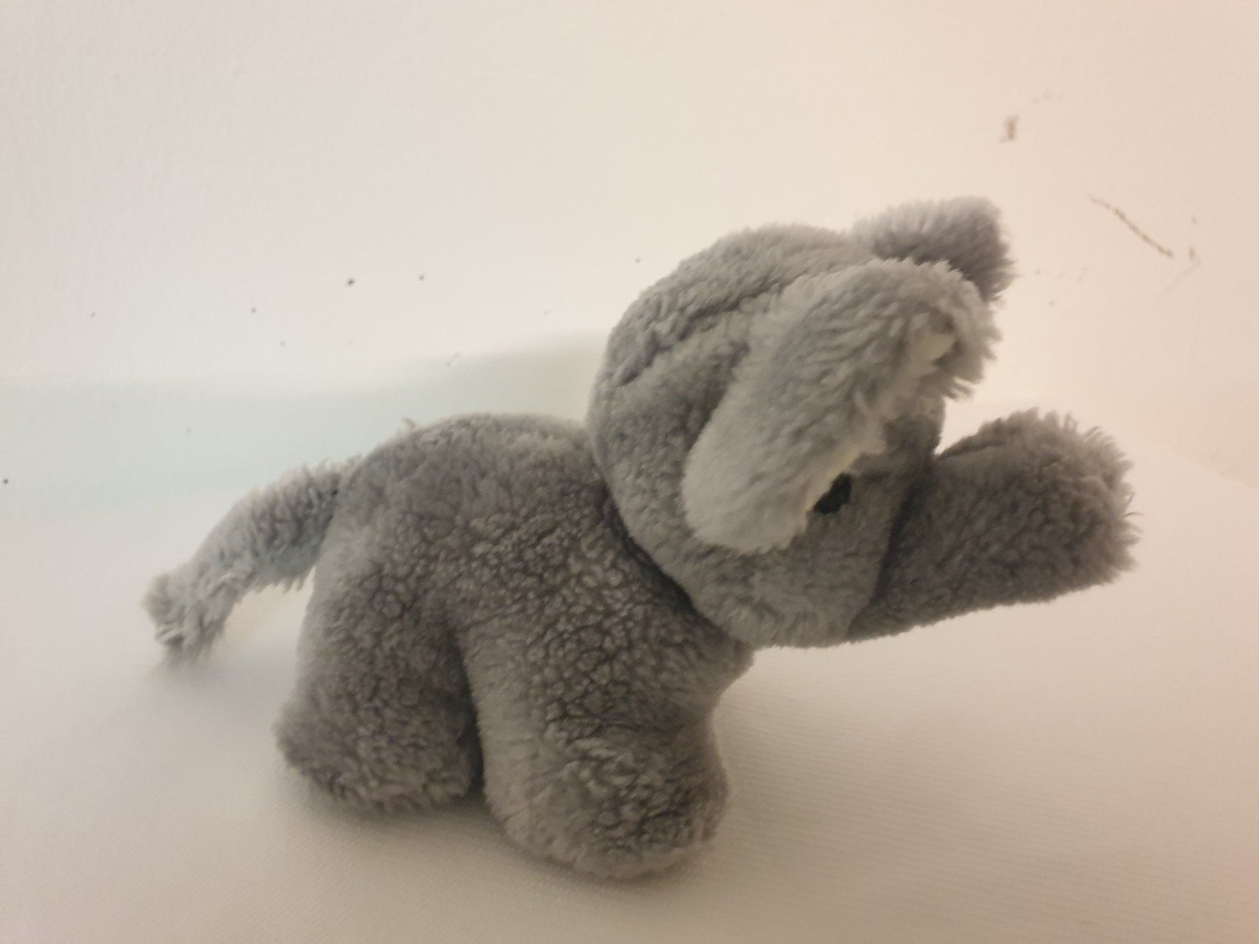 Spielzeuge: Plüsch Elefant grau Grösse 12cm – Gebraucht aus Malters von burzi 1