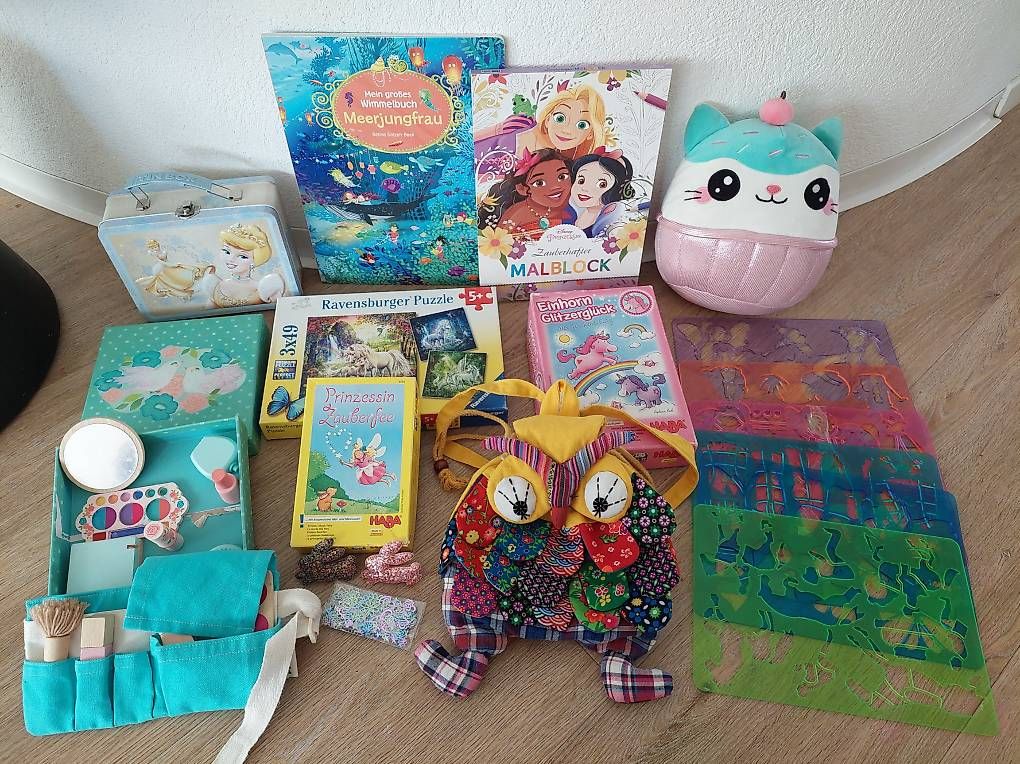 Spielzeuge: Konvolut Mädchen Spielsachen ab 3 Jahren – Gebraucht aus Zürich von Julia0123 3