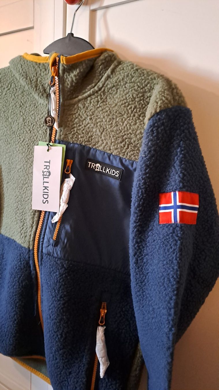 Trollkids Giacche & Cappotti: Trollkids Jacke Gr.140  NEU! – Nuovo e nell'imballaggio originale da Oberrieden venduto da Raja011 5