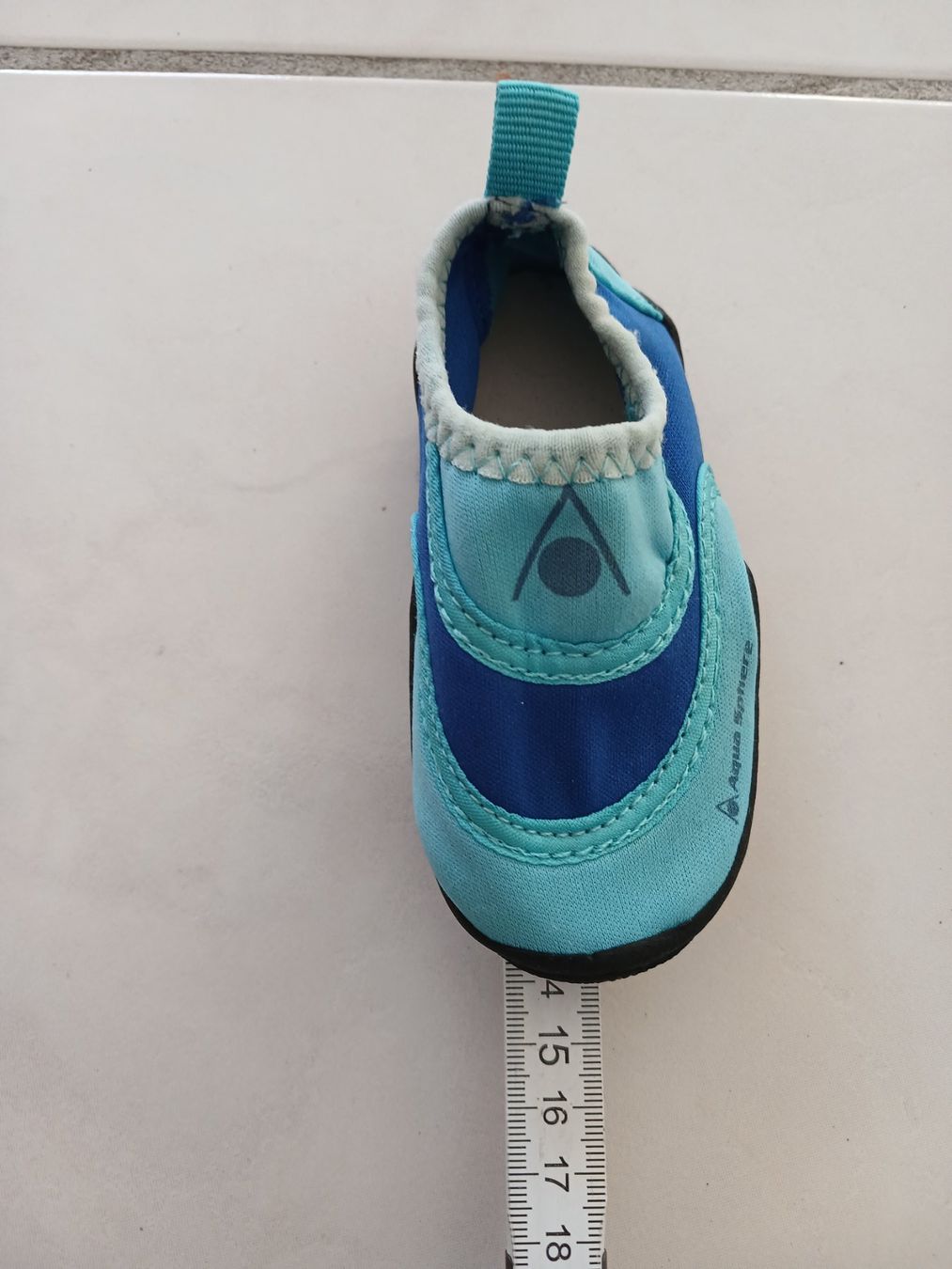 Schuhe für Jungen: Badeschuh – Gebraucht aus Arlesheim von rut_fb7k 1