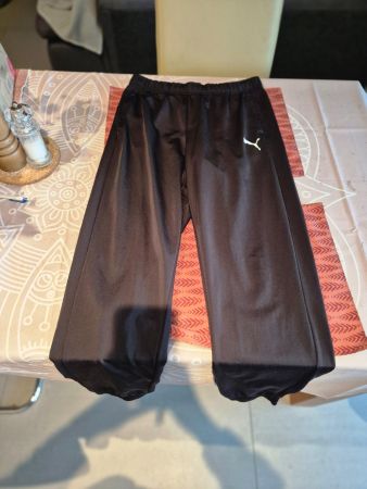Schwarze Puma Trainingshose, Grösse 176
