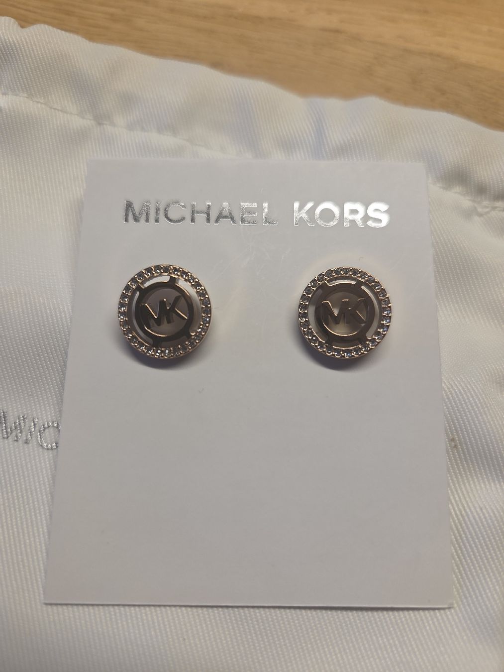 Michael Kors Orecchini pendenti & Orecchini a lobo: Michael Kors Ohrstecker Rosé Gold – Nuovo e nell'imballaggio originale da Rothrist venduto da lalla_89