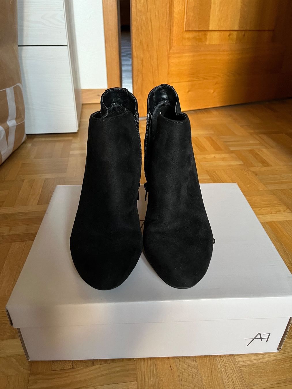 Anna Field Chaussures femmes: Bottines talons – D'occasion à Montsevelier par Duna2210 2