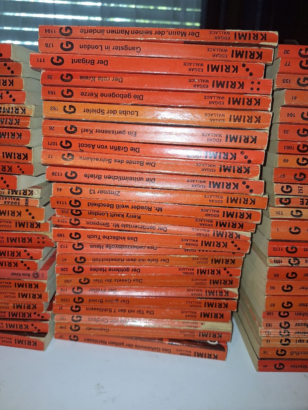 Libri: Edgar Wallace Goldmann Taschenbuch Krimi – Usato da Wanzwil venduto da chlinih93 2
