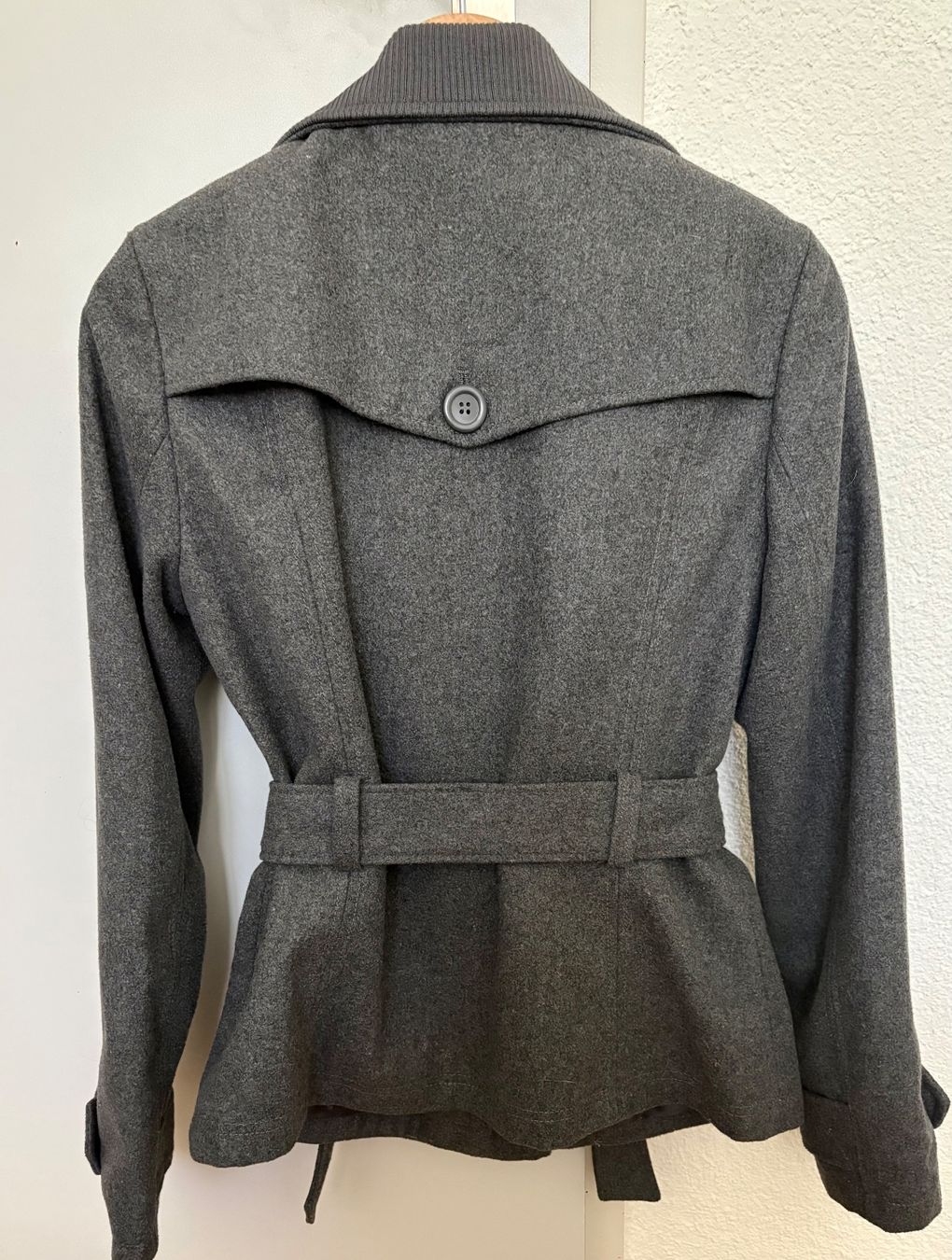 Only Giacche: Kurzmantel / Wool Jacket, ONLY, grau, Gr. S – Usato da Rikon im Tösstal venduto da ali_se 2