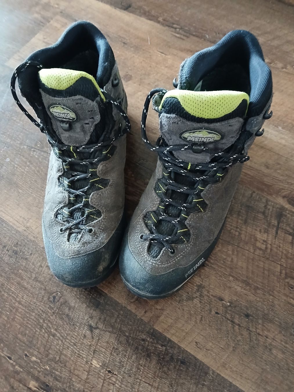 Meindl Scarpe da uomo: Meindl Wanderschuhe Goretex,  Grösse 42 – Usato da Wauwil venduto da huber-schmid 1