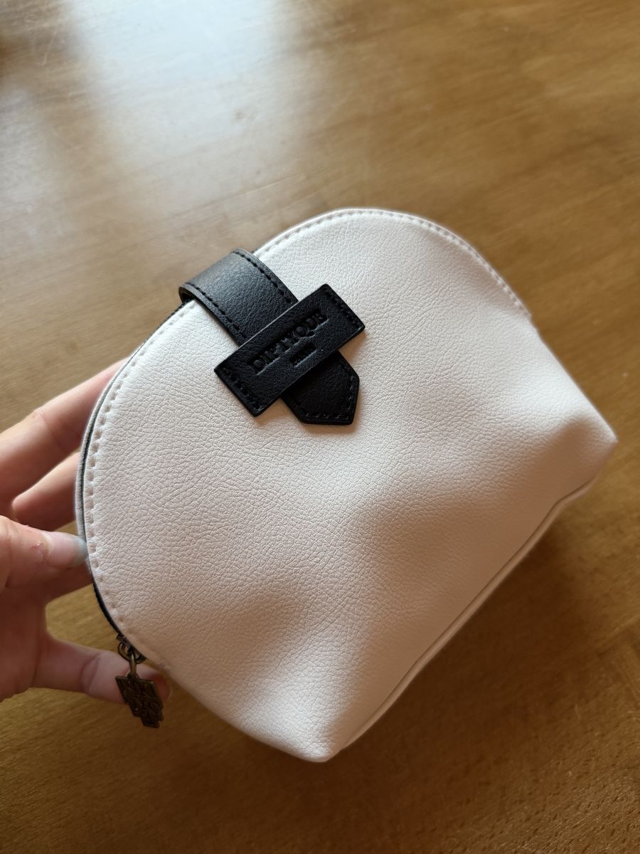 Borse: Trousse de toilette / Pochette Diptyque Paris – Nuovo (secondo la descrizione) da Lausanne venduto da Stephaniesdressing 5