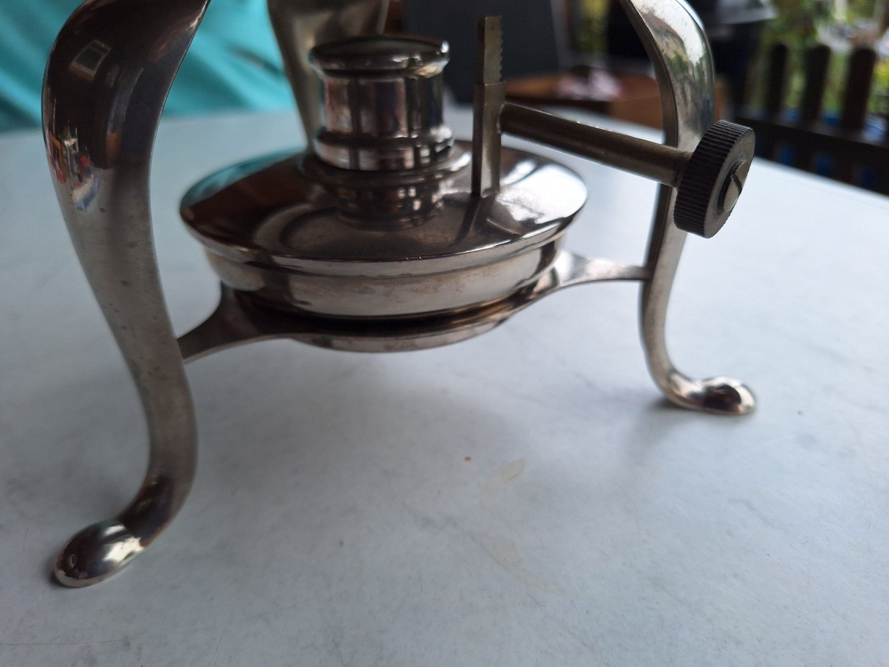 Teiere: TEERECHAUD ARTDECO MIT PETROLBRENNER – Usato da Huttwil venduto da Kunterbuntli 2