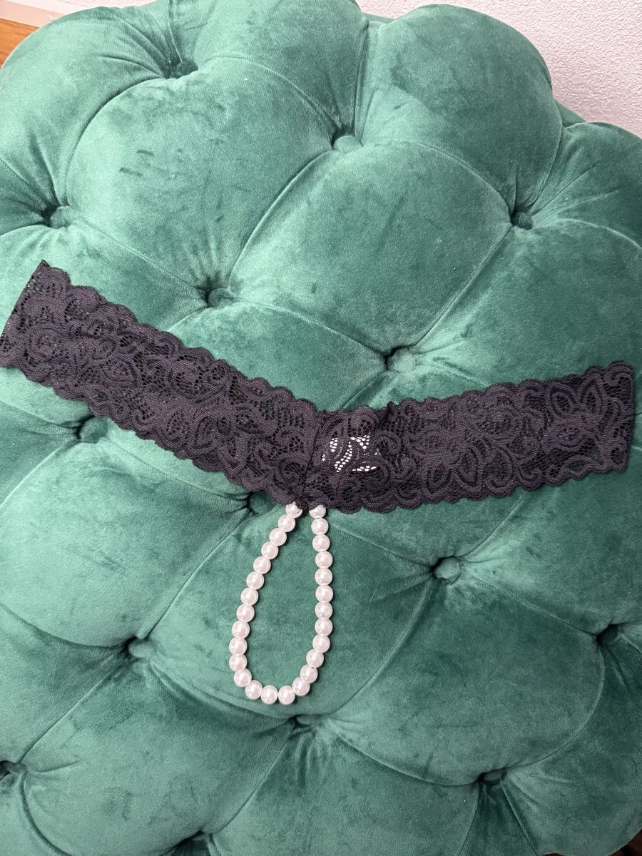 Altra biancheria intima: Schwarzes Spitzen String – Nuovo e nell'imballaggio originale da Emmen venduto da t_a_n88x 1