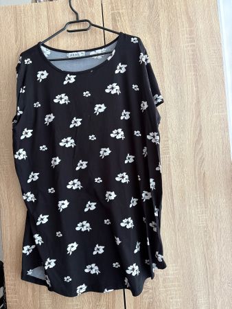 T-Shirt Lang Blumenmuster