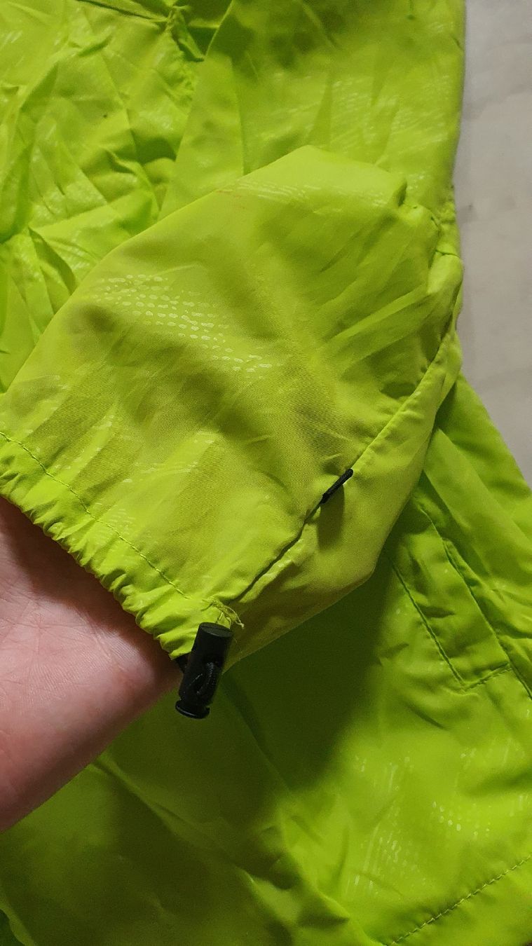 Giacche: Wind/Regenjacke in grösse M – Usato da Flawil venduto da minggeli83 2