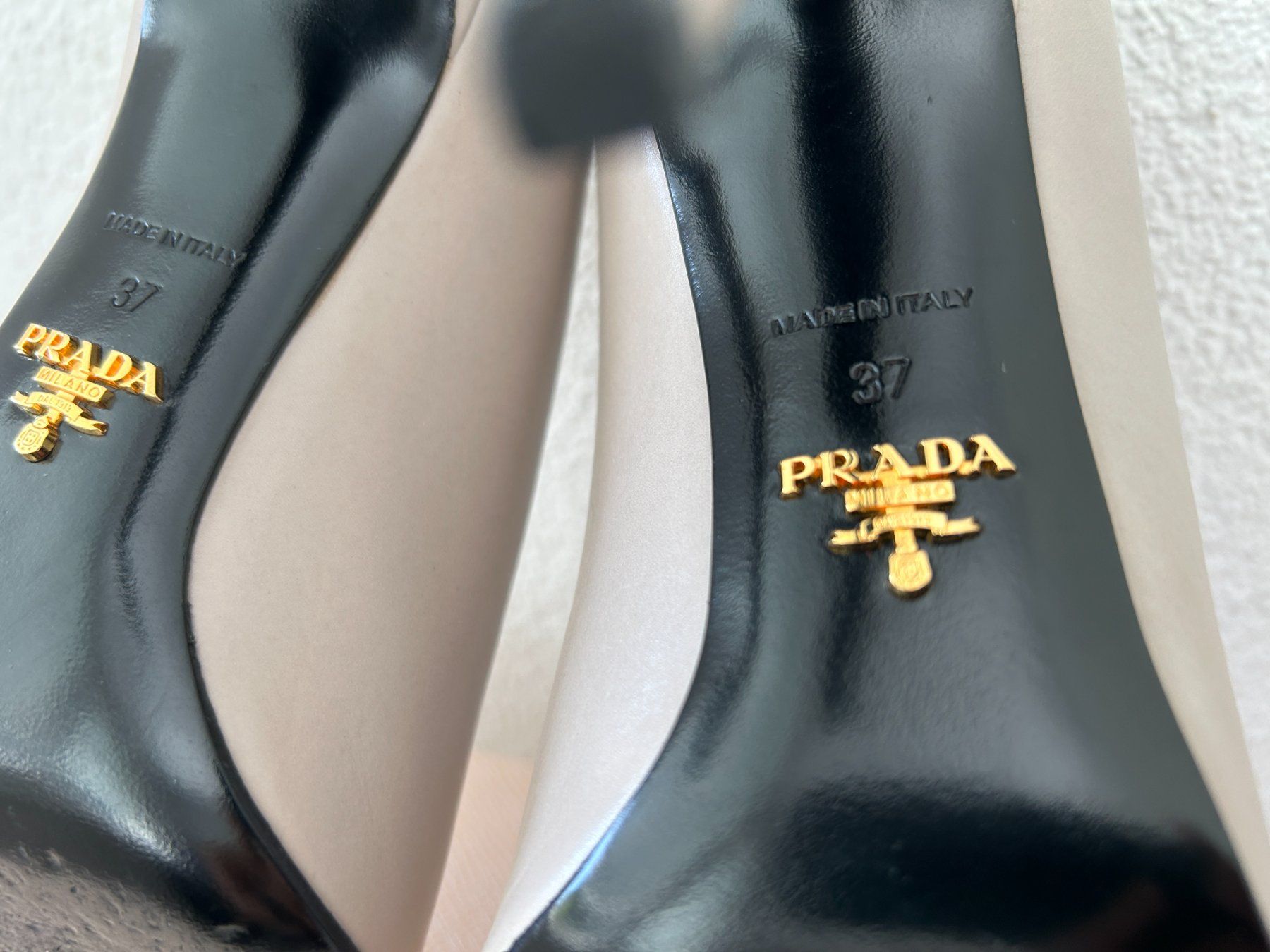 Prada Scarpe da donna: Prada Leder High Heels Stiefeletten Boots Grau Gr. 37 – Usato da Kreuzlingen venduto da Bildschirm_Auge 6