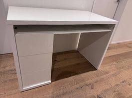 Weisser Schreibtisch 130 x 60 cm