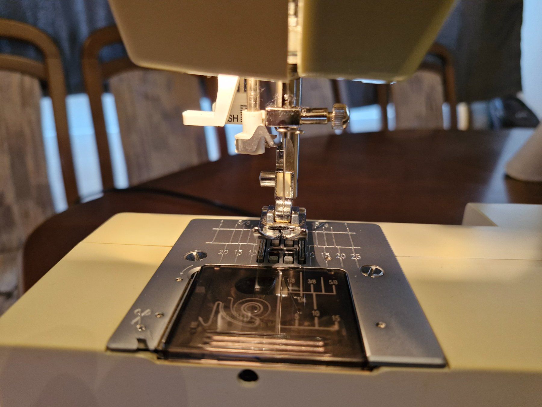Bernina Macchine da cucire: Nähmaschine Bernina Bernette 90e – Usato da Willisau venduto da Scherw1 3