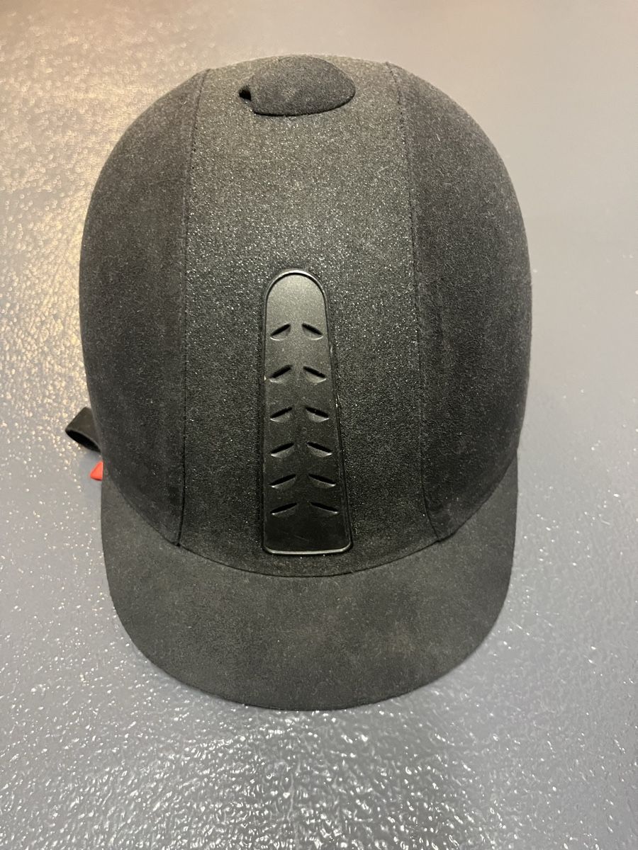 Helme: Knightsbridge Helm, Grösse 57 – Gebraucht aus Küttigen von User_85