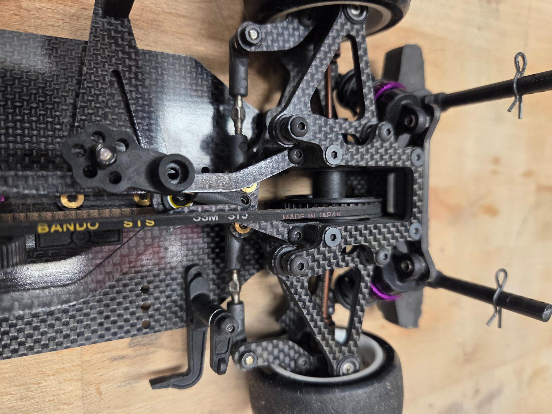 RC Modellbau: Schumacher Neon / M-Chassis 225mm / Carbon Version – Gebraucht aus Eschlikon TG von davidt8883 7
