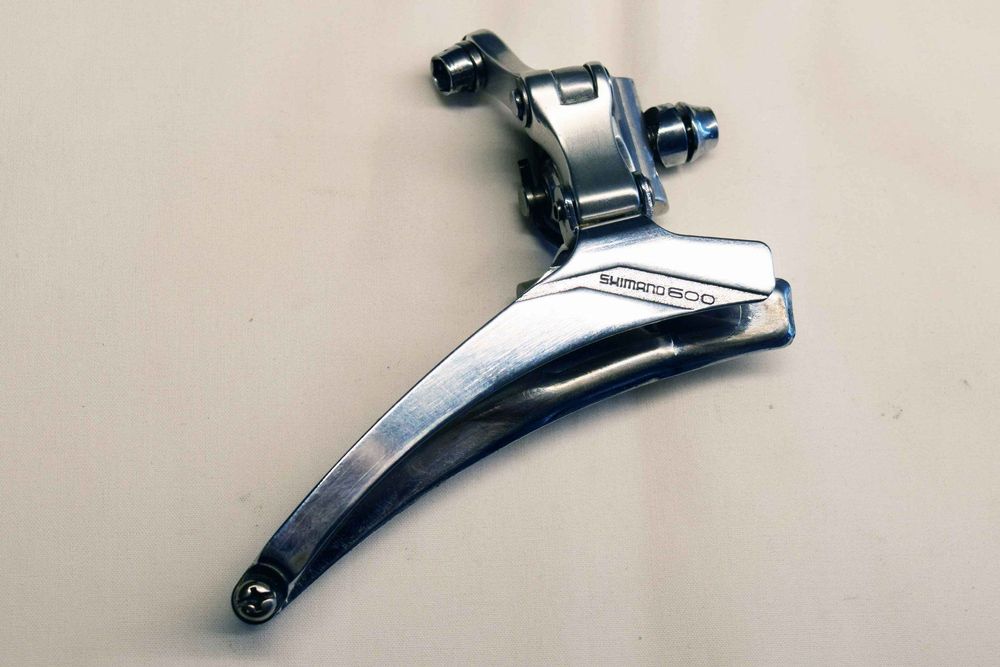 DÉRAILLEUR AVANT À bande Shimano 105 FD-R7000 // 11 vitesses // Argent