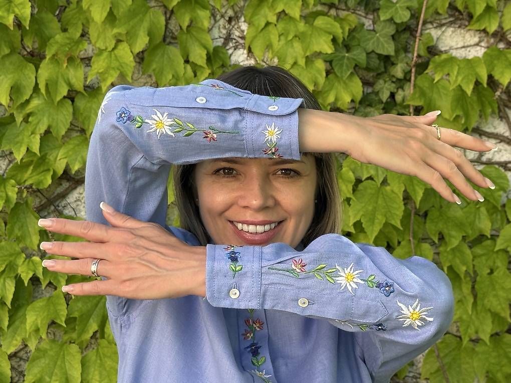 Camicette: Damen Leinenhemd Edelweiss Blau – Usato da Thalwil venduto da han_2b8c 2
