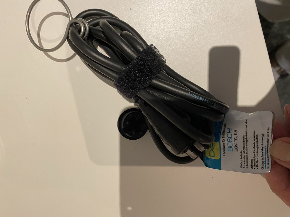 Bosch Cavi: Ladekabel für Bosch E Bike – Nuovo e nell'imballaggio originale da Bäretswil venduto da and_scm5