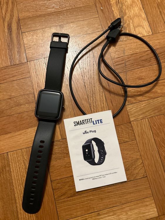 Montre connectée Smartfit Lite - Noir WEEPLUG : la montre