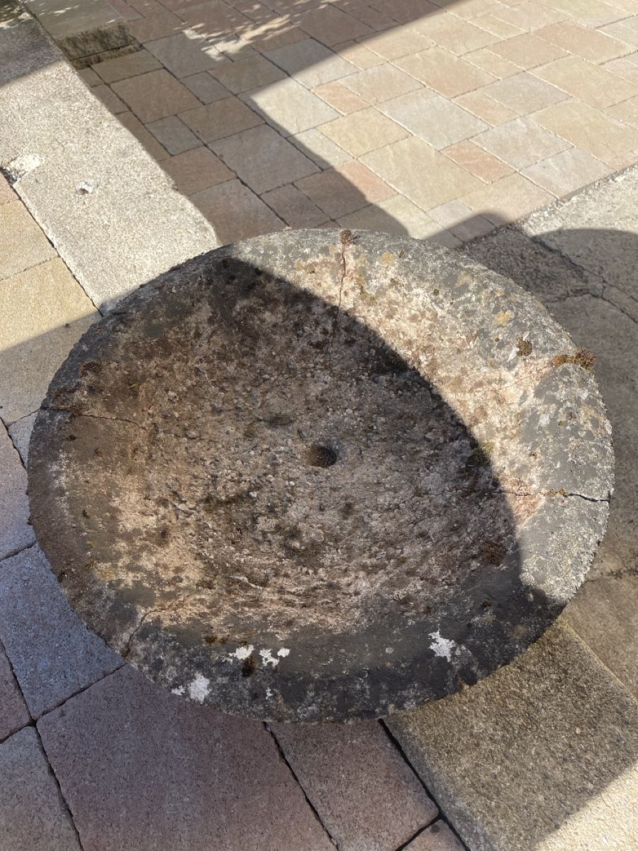 Vasi per fiori: Antike Gartenschale Beton – Usato da Villnachern venduto da socondlife 1