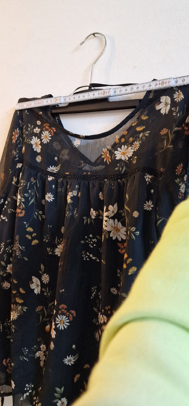 C&A Blusen: Bluse mit Blumenmuster – Gebraucht aus Romanshorn von REALJessiB 2