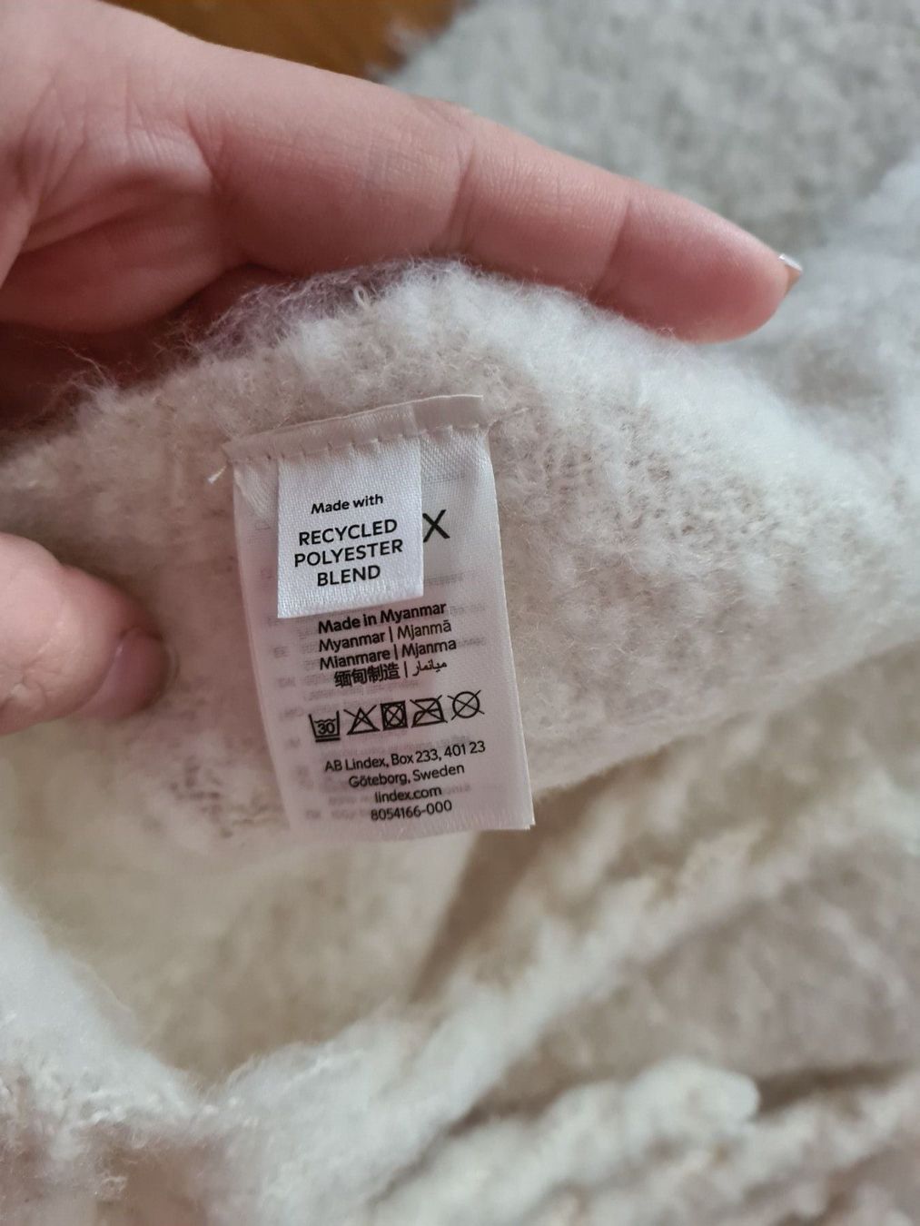 Foulard & Sciarpe: LINDEX Wunderschöner Schal – Nuovo (secondo la descrizione) da Jona venduto da Good_luck_ 4