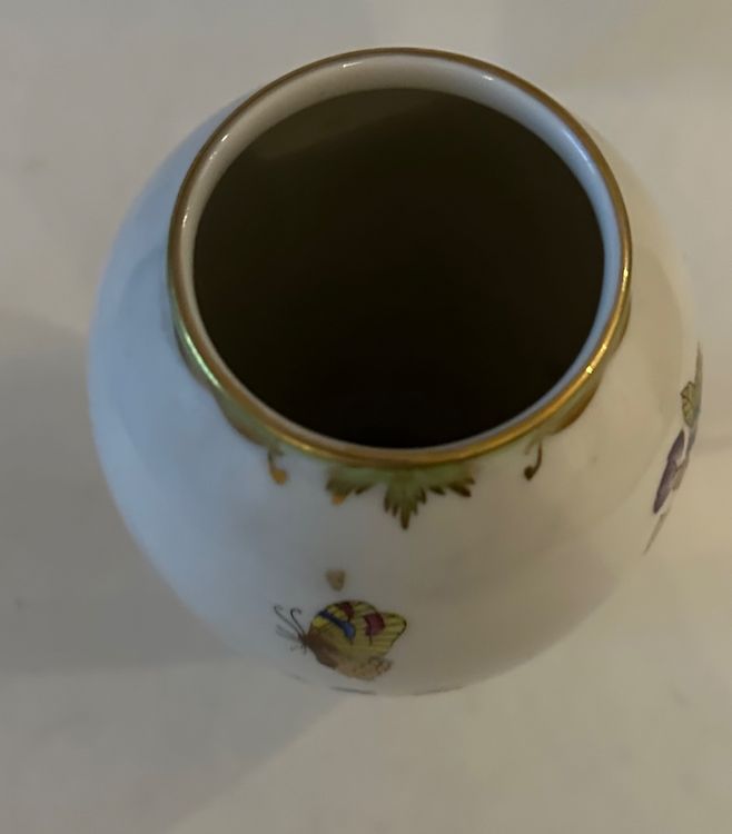 Grosse Herend Porzellan Vase mit Schmetterling Motiv Kaufen auf Ricardo