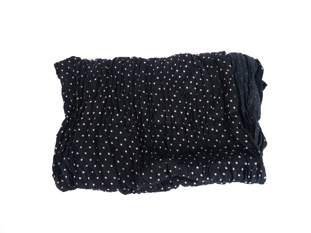 Comma Foulard & Sciarpe: Schal von Comma schwarz mit Punkten – Usato da Sutz venduto da Dalilea 3