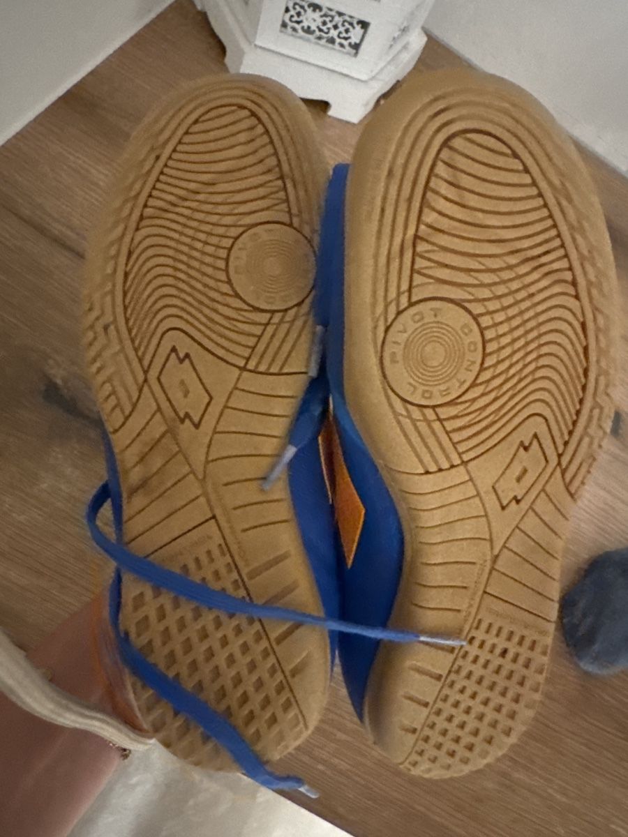 Scarpe per ragazzi: Jungen Turnschuhe 36 – Usato da Wädenswil venduto da dorodi 2